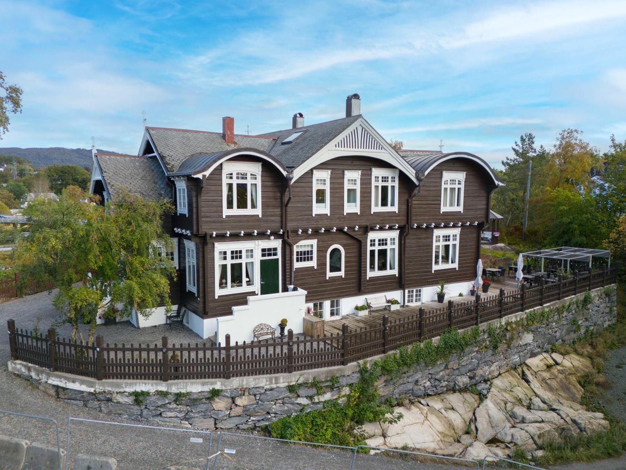 Jervell 2 Bnb Alesund Bagian luar foto