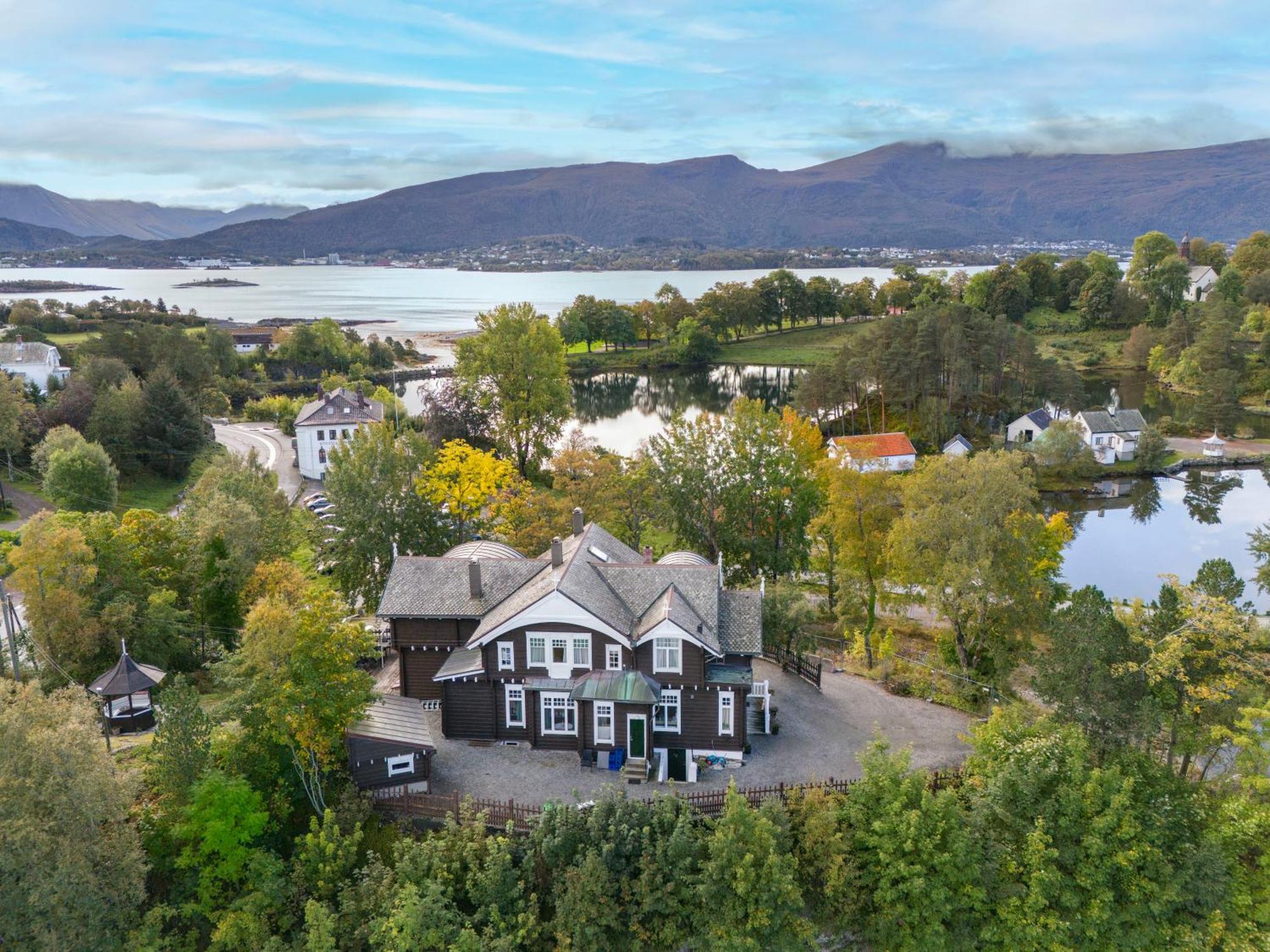Jervell 2 Bnb Alesund Bagian luar foto